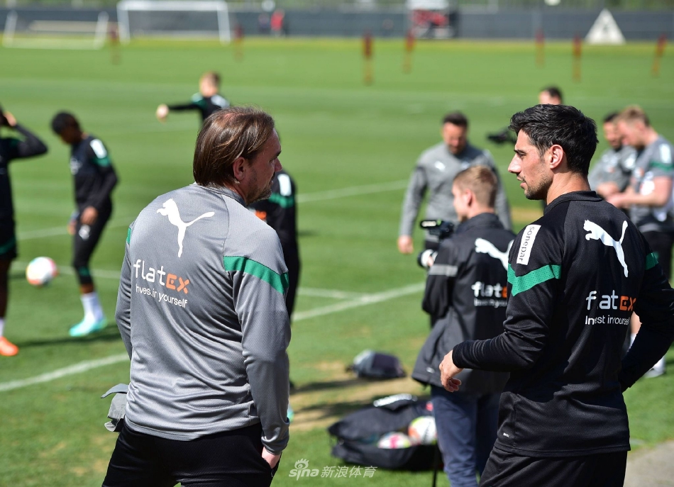 门兴格拉德巴赫内部会议纪要流出——今夜调整名单，足总杯使命明确，球队文化再被提及的简单介绍-LOL官网登录入口